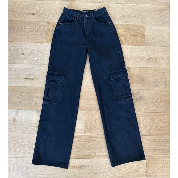 PrettyLittleThing - Denim Cargo Jeans Tall in Black - Picture 1 of 4